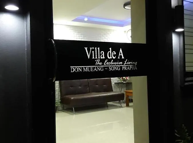 De A&nine Place